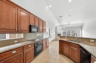 2169 Hunt Club Trail, Frisco, TX 75033 - Photo 11