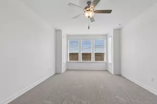1033 Clayton St, Aubrey, TX 76227 - Photo 11