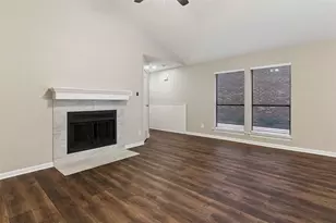 213 Teakwood Ln, Lewisville, TX 75067 - Photo 5