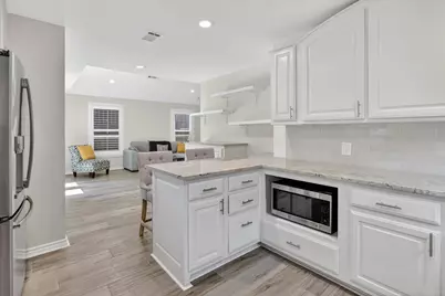 4315 Cabell Drive, Dallas, TX 75204 - Photo 7