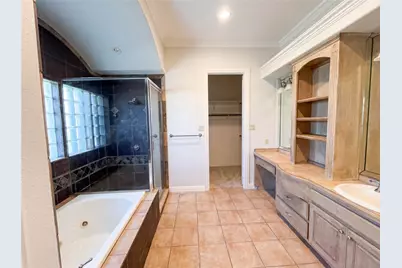 4201 Bluff View Drive, Granbury, TX 76048 - Photo 29