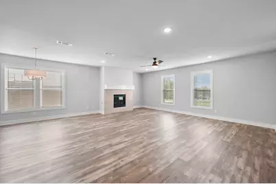 10907 Rochelle Court, Grand Prairie, TX 76065 - Photo 11