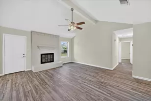 3200 S Meadow Dr, Fort Worth, TX 76133 - Photo 7