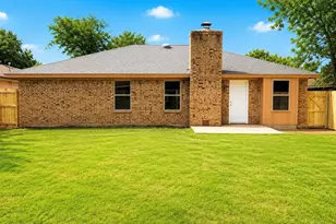 3200 S Meadow Dr, Fort Worth, TX 76133 - Photo 25