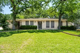 3615 Yorkshire Dr, Arlington, TX 76013 - Photo 1