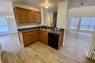 737 Eldorado Dr, DeSoto, TX 75115 - Photo 9