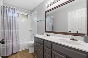 1214 Holly Hill Dr, Grand Prairie, TX 75052 - Photo 25