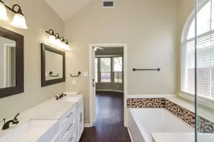 10000 Danbury Dr, Frisco, TX 75035 - Photo 19