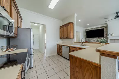 2114 Sagewood Drive, Weatherford, TX 76087 - Photo 11