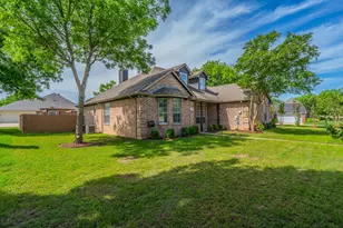 2114 Sagewood Dr, Weatherford, TX 76087 - Photo 3