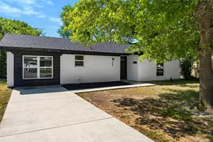 826 Johnnie Row, Seagoville, TX 75159 - Photo 3