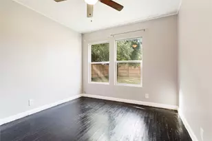 2028 E Jones St, Sherman, TX 75090 - Photo 13