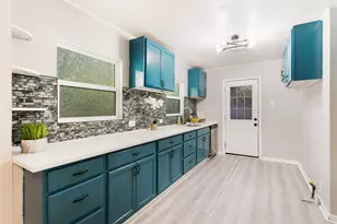 2028 E Jones St, Sherman, TX 75090 - Photo 7