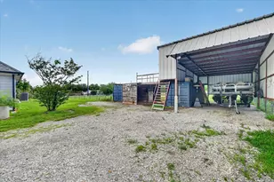 18020 Cindy's Ln, Justin, TX 76247 - Photo 7