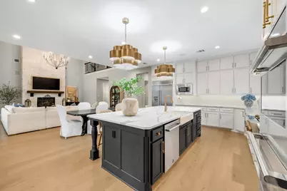 5401 Barry Boulevard, Flower Mound, TX 75022 - Photo 11
