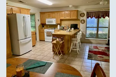 362 Meadow View Path, Holly Lake Ranch, TX 75765 - Photo 9