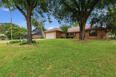5207 Fairway Circle, De Cordova, TX 76049 - Photo 5