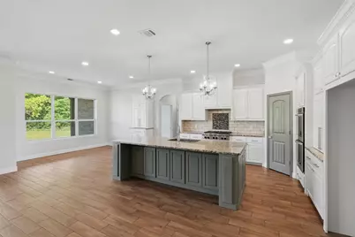 1101 W Iberian Court, Granbury, TX 76048 - Photo 11