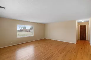 1957 S Westmoreland, Glenn Heights, TX 75154 - Photo 11