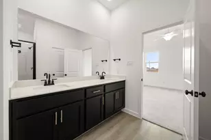 672 Tyronza Dr, Justin, TX 76247 - Photo 21