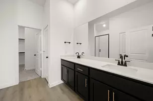 672 Tyronza Dr, Justin, TX 76247 - Photo 19