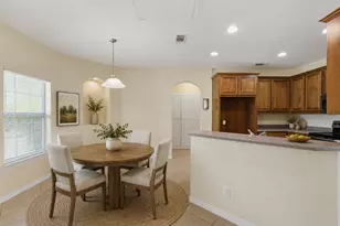 208 Red Wolf Ln, Red Oak, TX 75154 - Photo 13