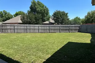 208 Red Wolf Ln, Red Oak, TX 75154 - Photo 29