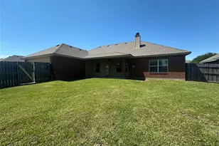 208 Red Wolf Ln, Red Oak, TX 75154 - Photo 35
