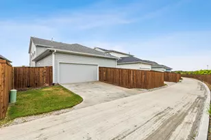 6644 Windfall Dr, Fort Worth, TX 76135 - Photo 29