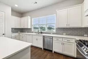 6644 Windfall Dr, Fort Worth, TX 76135 - Photo 11