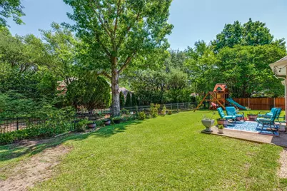 907 Parkwood Court, McKinney, TX 75072 - Photo 25