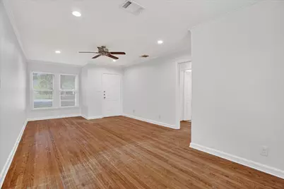 4309 Curzon Avenue, Fort Worth, TX 76107 - Photo 7