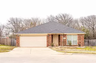 801 Deedee Creek Dr, Euless, TX 76040 - Photo 1