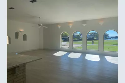 154 Hilton Head Island Drive, Mabank, TX 75156 - Photo 7