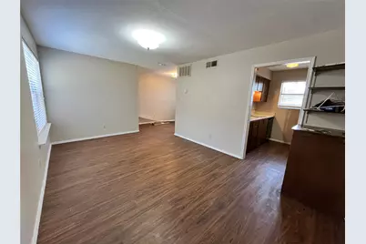 2526 W Prairie Street #108, Denton, TX 76201 - Photo 9