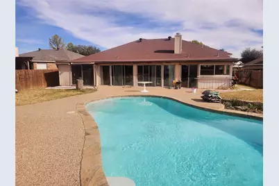 5776 Fenway Court, Haltom City, TX 76137 - Photo 3