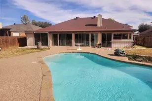 5776 Fenway Ct, Haltom City, TX 76137 - Photo 3