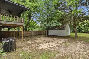 4105 Balch Dr, Dallas, TX 75216 - Photo 17
