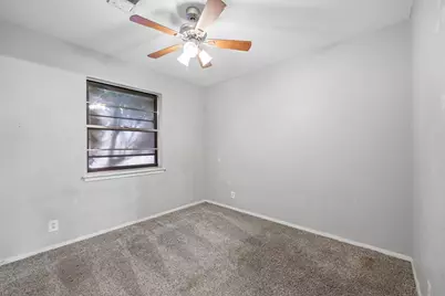 744 Willow Street, Hurst, TX 76053 - Photo 19