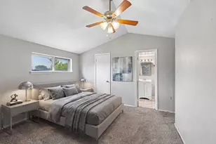 744 Willow St, Hurst, TX 76053 - Photo 21