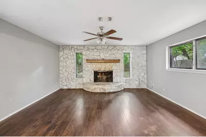 744 Willow Street, Hurst, TX 76053 - Photo 5