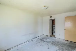 1605 Whiteoak Dr, Garland, TX 75040 - Photo 15