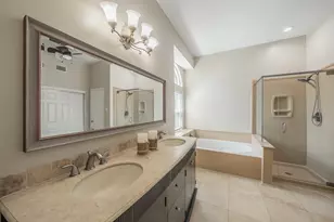 829 Brentwood Dr, Grand Prairie, TX 75052 - Photo 25