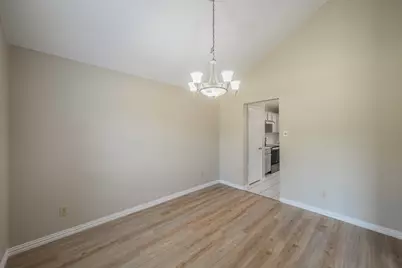 829 Brentwood Drive, Grand Prairie, TX 75052 - Photo 27