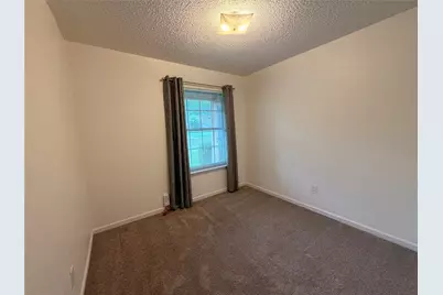 1409 Rosewood Lane, Arlington, TX 76010 - Photo 11