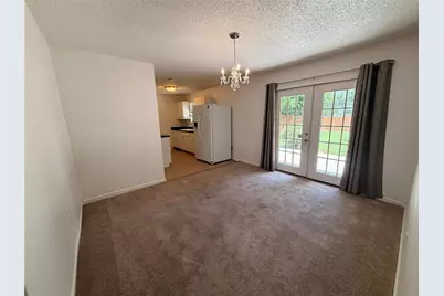 1409 Rosewood Lane, Arlington, TX 76010 - Photo 9