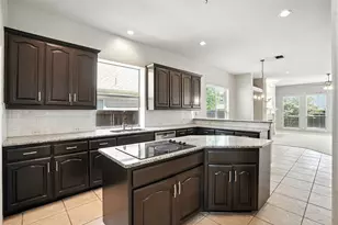 8220 Holliday Rd, Lantana, TX 76226 - Photo 13