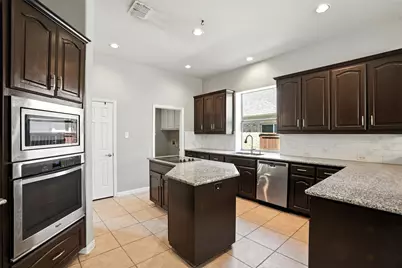 8220 Holliday Road, Lantana, TX 76226 - Photo 15