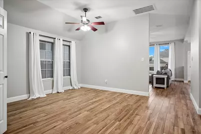 4404 Highridge Drive, The Colony, TX 75056 - Photo 7