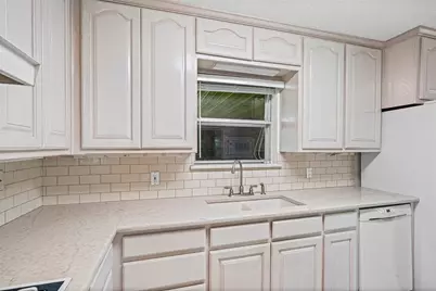 4208 Indian Creek Court, Granbury, TX 76049 - Photo 15